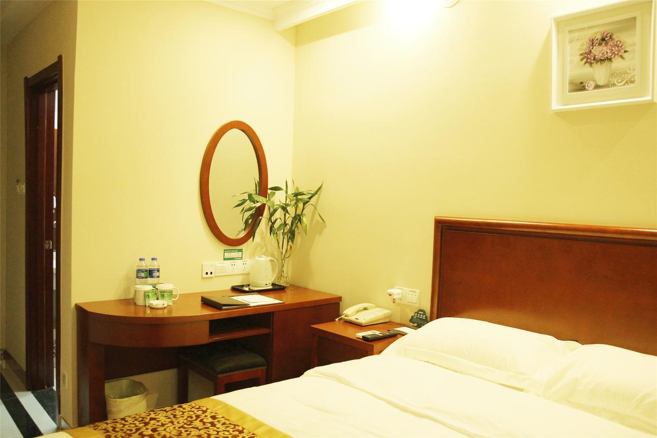 Greentree Inn Zhejiang Jiaxing Nanyang College Henglong Square Business Hotel Bagian luar foto