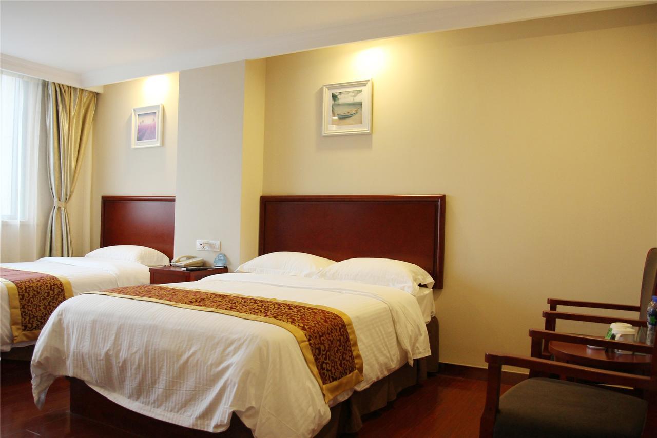 Greentree Inn Zhejiang Jiaxing Nanyang College Henglong Square Business Hotel Bagian luar foto