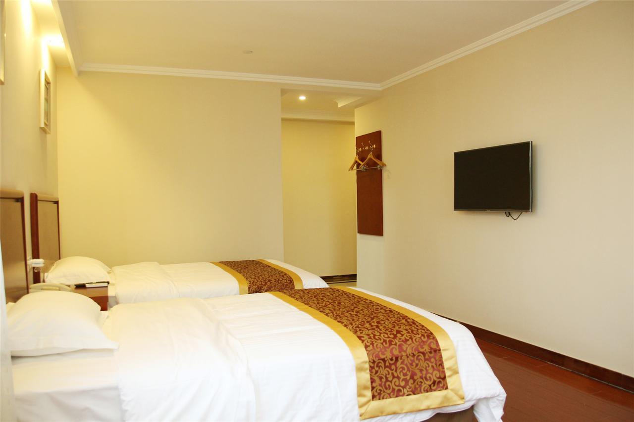 Greentree Inn Zhejiang Jiaxing Nanyang College Henglong Square Business Hotel Bagian luar foto