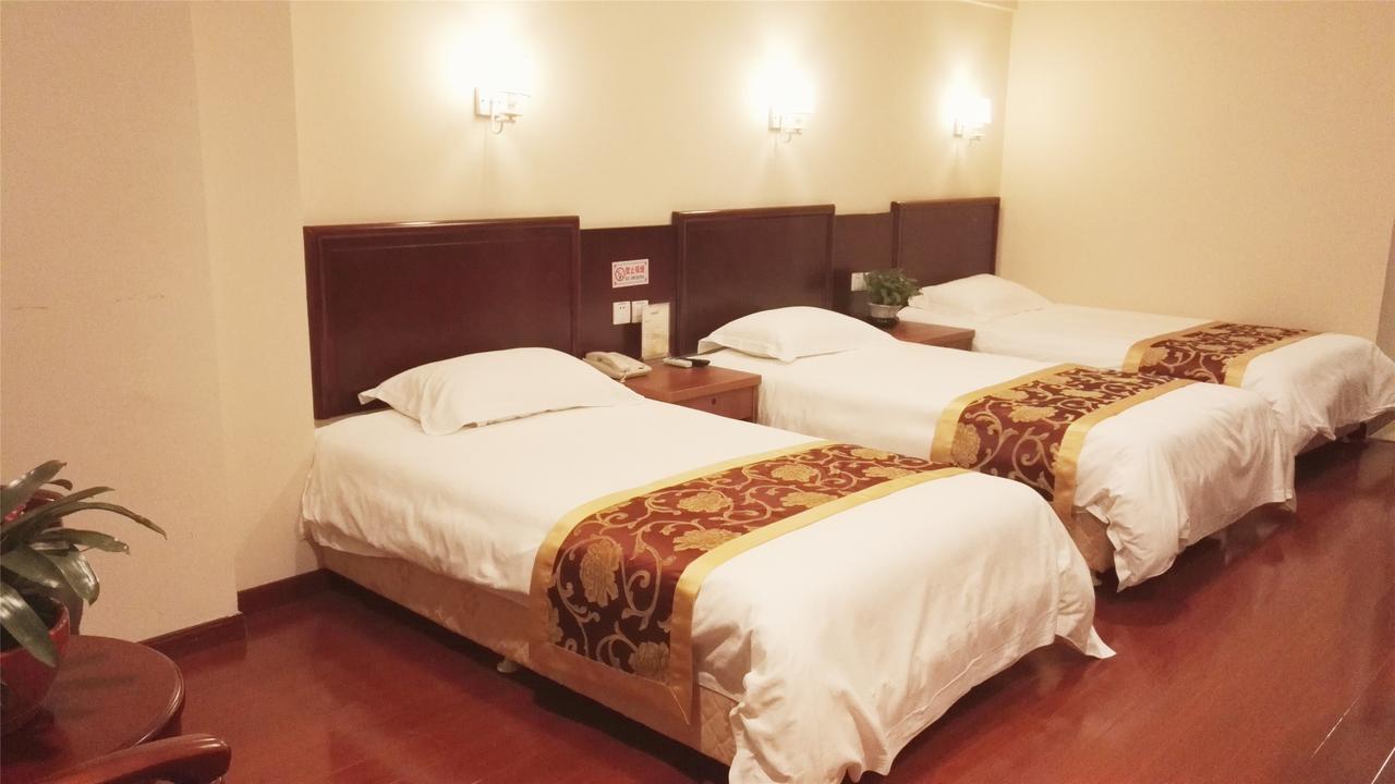 Greentree Inn Zhejiang Jiaxing Nanyang College Henglong Square Business Hotel Bagian luar foto