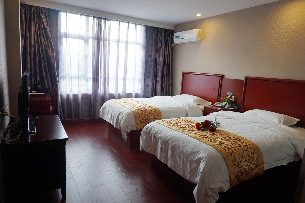 Greentree Inn Zhejiang Jiaxing Nanyang College Henglong Square Business Hotel Bagian luar foto