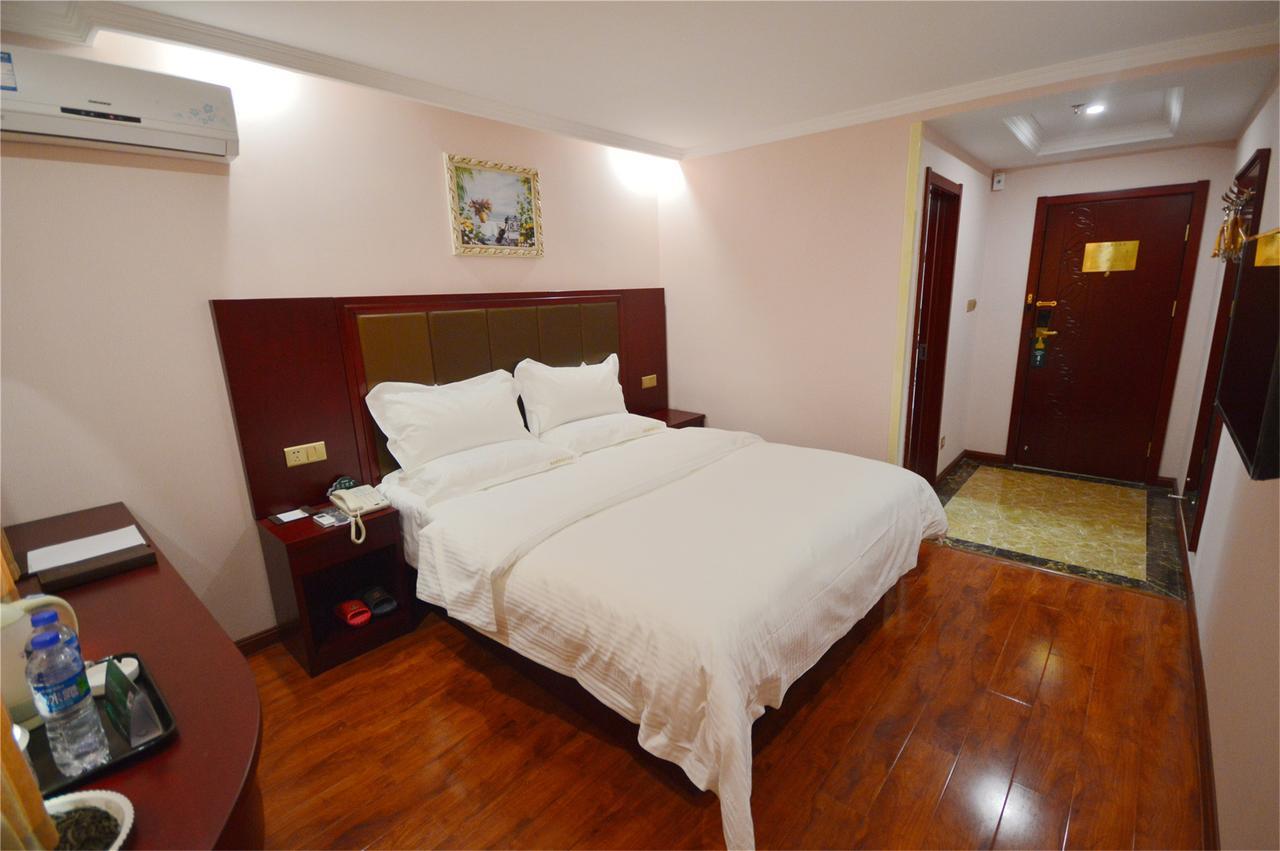 Greentree Inn Zhejiang Jiaxing Nanyang College Henglong Square Business Hotel Bagian luar foto